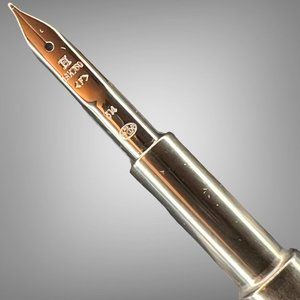 Hermes Fine Refill For Nautilus Fountain Pen Iridium Point 18-carat Gold Nib